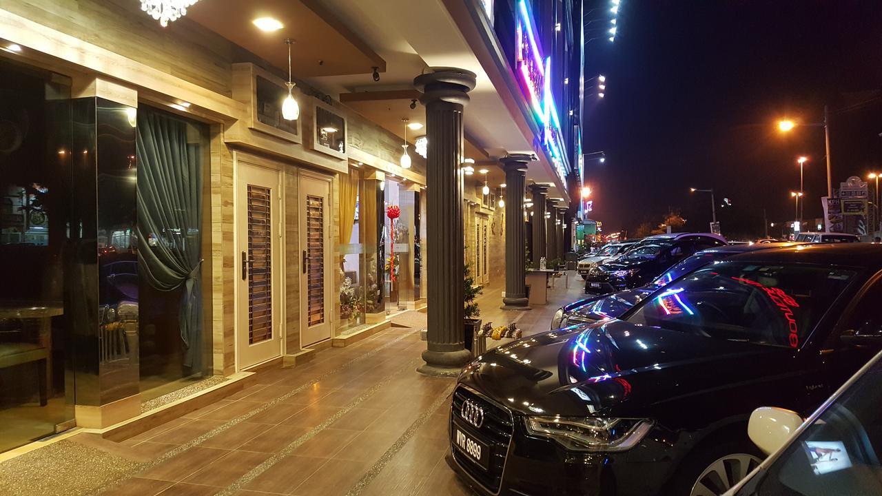 888 Boutique Hotel Batu Pahat Ngoại thất bức ảnh
