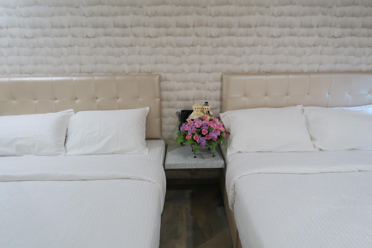 888 Boutique Hotel Batu Pahat Ngoại thất bức ảnh