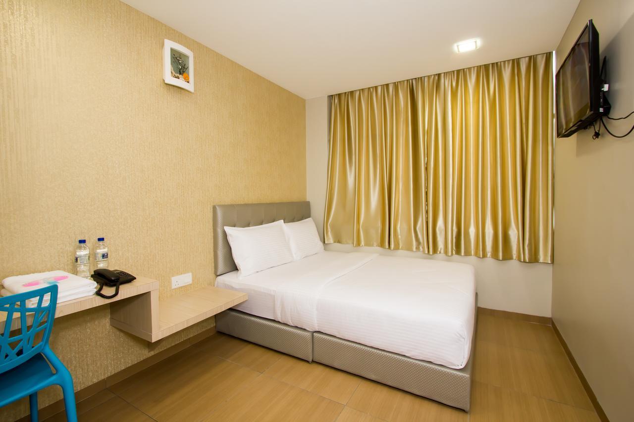 888 Boutique Hotel Batu Pahat Ngoại thất bức ảnh